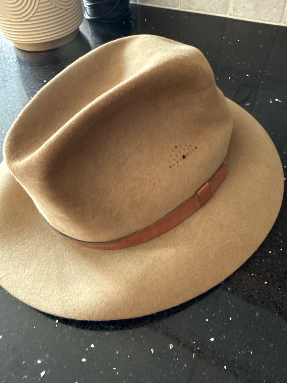 Vintage Orvis Genuine Fur Felt Fedora Hat Tan Brown Leather Band Size 7 1/8